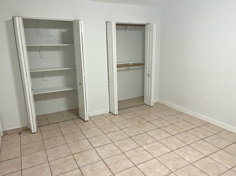 Bedroom closets - 921 Jefferson Ave