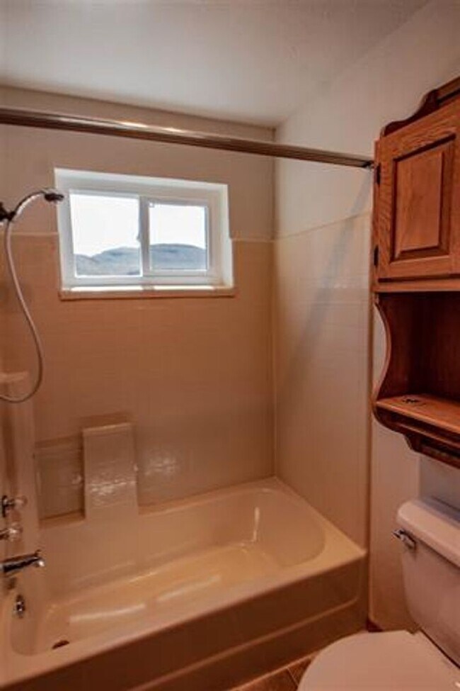 Building Photo - Home With All The Right Views!