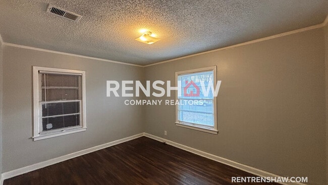 Building Photo - 1599 Hope St