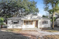 Building Photo - 2102 E Wilder Ave