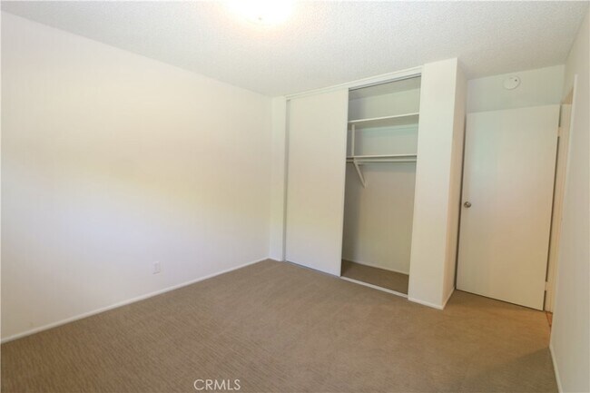 Building Photo - 16572 Patricia Ln