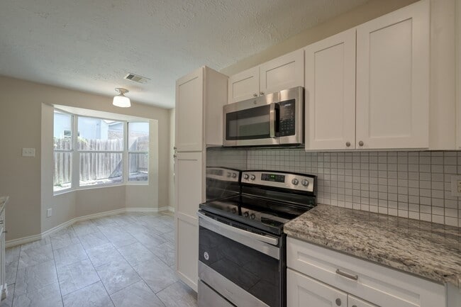 Building Photo - 25747 Timber Lakes Dr