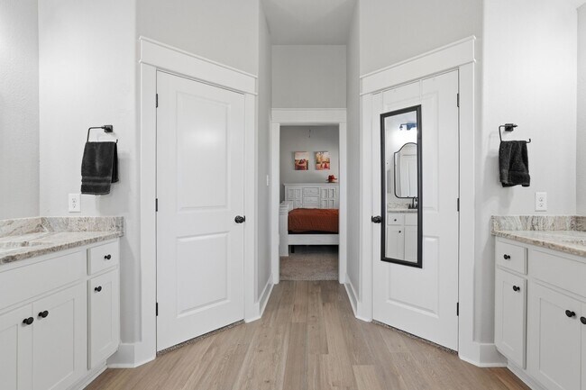 Building Photo - 173 Brazos Bnd