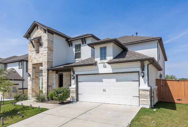 Building Photo - 2332 Giona Pl