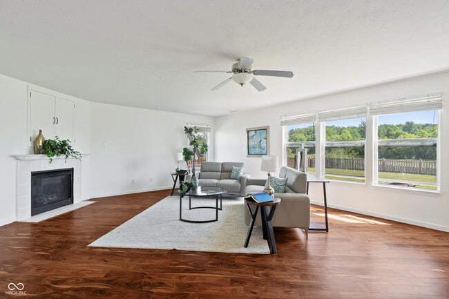 Building Photo - 1135 Highland Lake Way