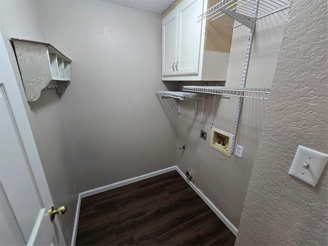 Building Photo - 2609 Classic Ct E