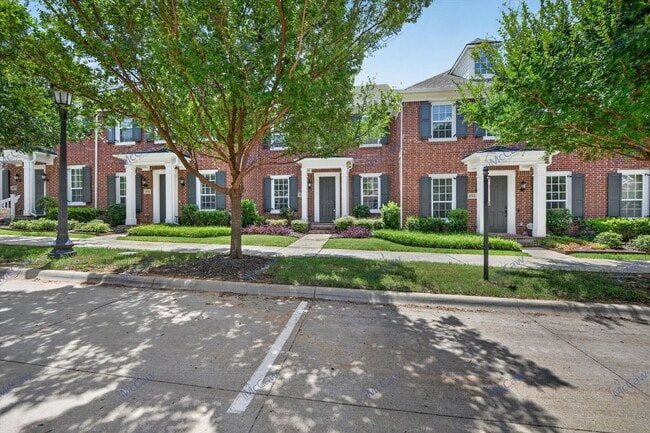 Building Photo - 8728 Ice House Dr