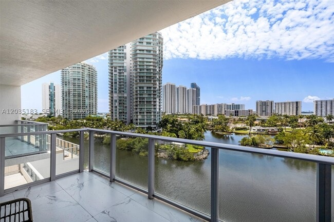 Building Photo - 330 Sunny Isles Blvd