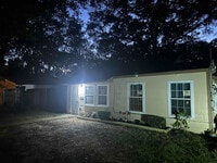 Building Photo - 3913 Ilano Dr