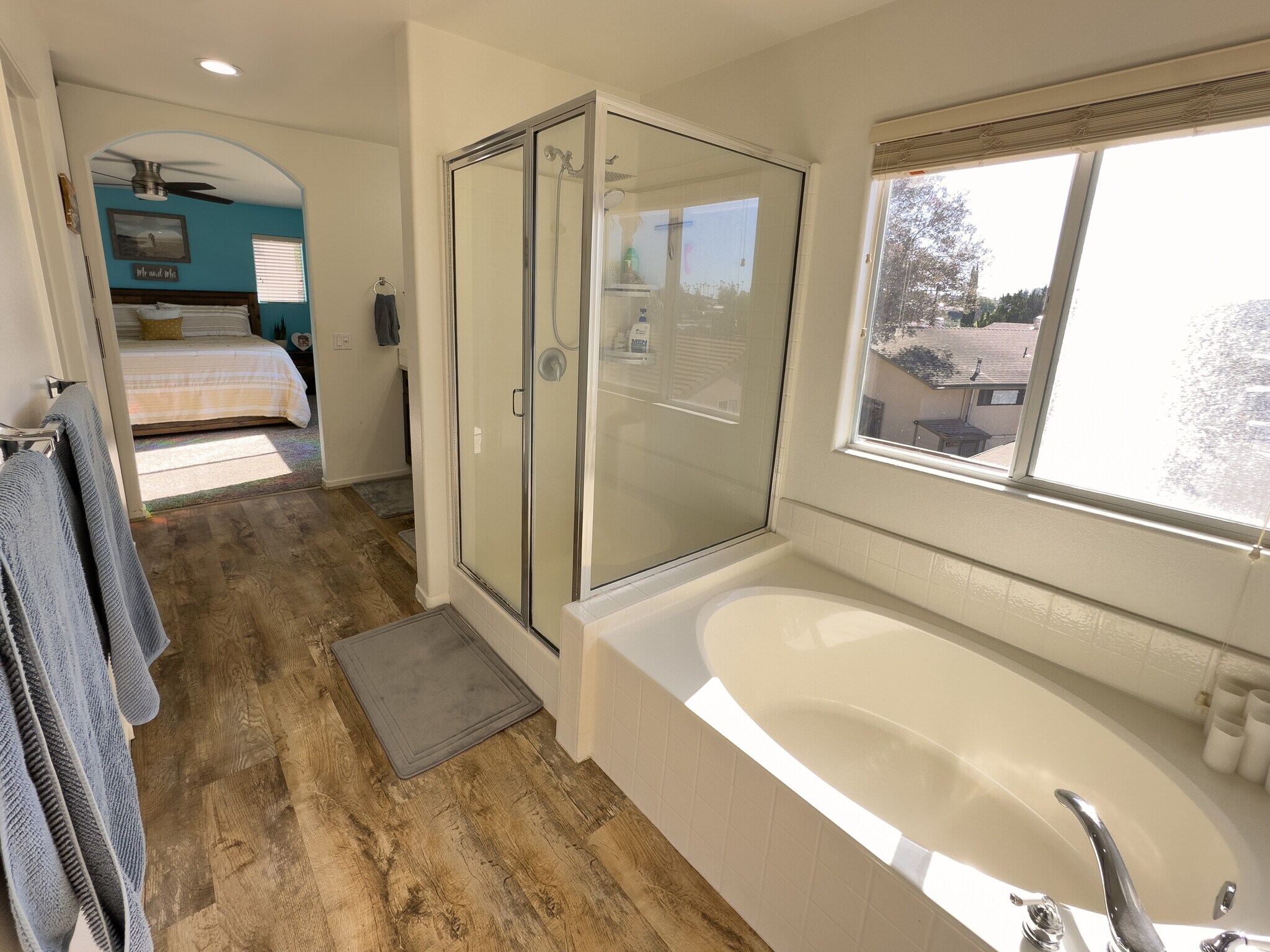 Building Photo - 8932 Gateway View Ct