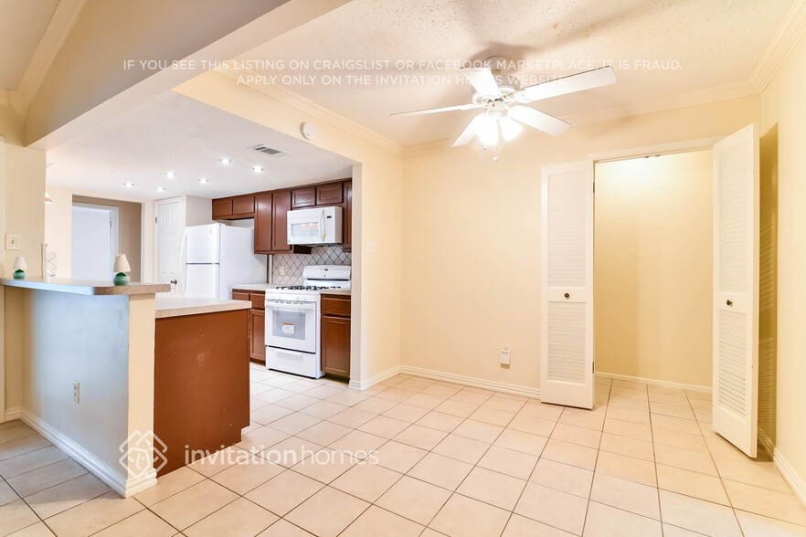 Building Photo - 17411 Glenhew Rd