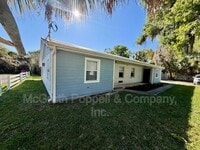 Building Photo - 1408 E Spencer St