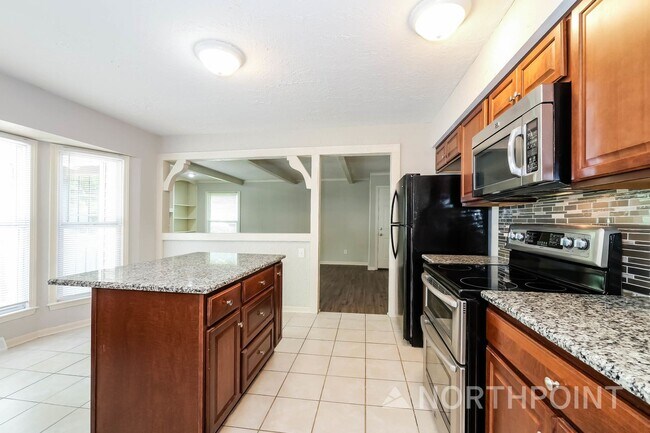 Building Photo - Coming Soon!  3 BR / 3.5BA | Updated Single Family Home | 2-Car Garage Parking | Fenced backyard!