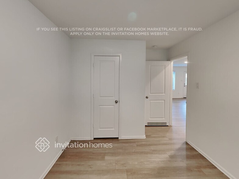 Building Photo - 22287 Stoney Ravine Dr