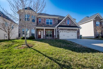 Building Photo - Spacious stunning 5-Bedroom Home in a Desi...