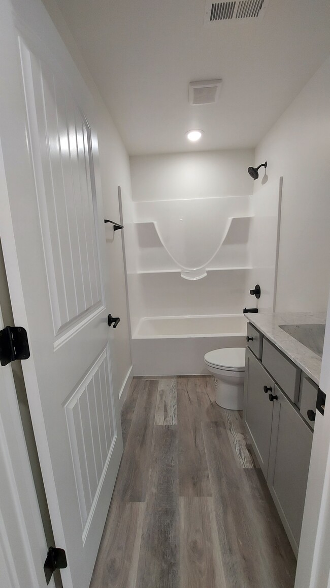 Building Photo - 1709 Soaring Ct