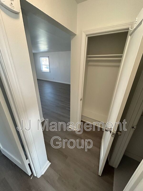 Building Photo - 1225 2nd St