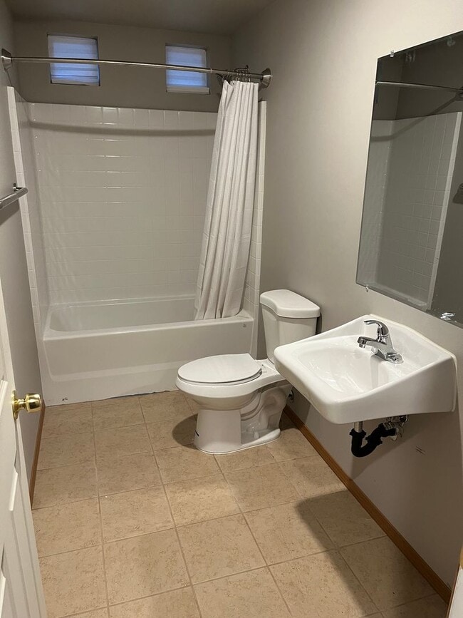 Building Photo - 304 E. "P" St