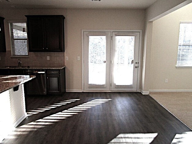 Building Photo - 97 Victoria Heights Dr