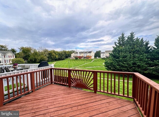 Building Photo - 7127 Ladd Cir