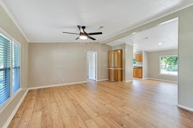 Building Photo - 1005 Monte Vista Dr