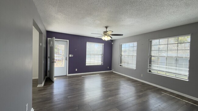 Building Photo - 1480 Alecia Dr