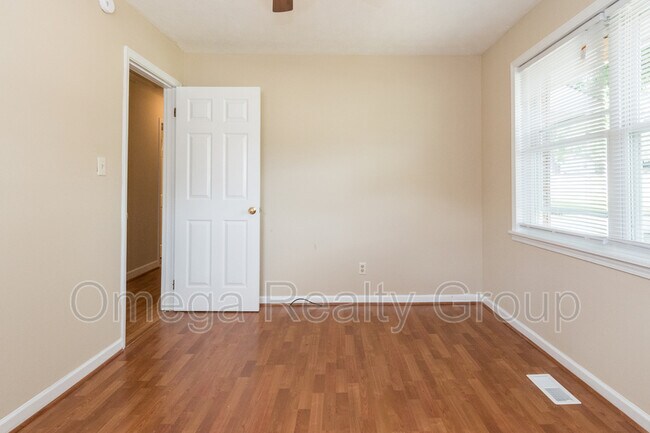 Building Photo - 2600 Fitzgerald Rd