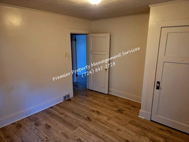 Building Photo - 2454 Darlington Rd