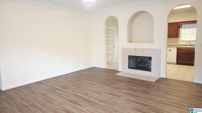 Building Photo - 299 High Ridge Dr