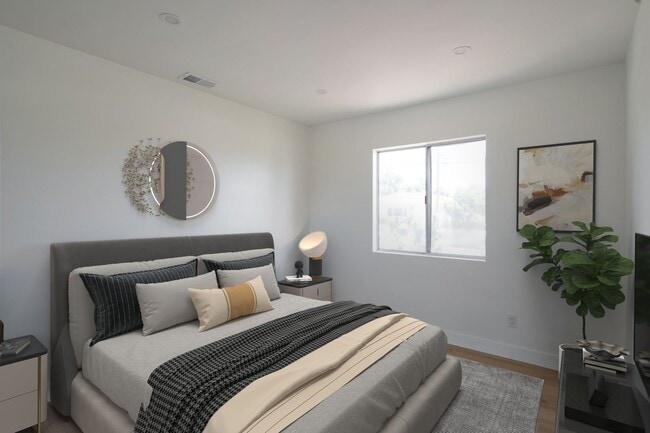 Building Photo - Central air conditioning!