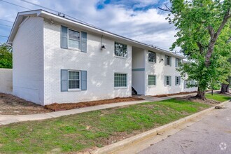Building Photo - Charming 1-bedroom, 1-bath apartment locat...