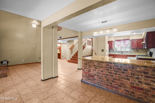 Building Photo - 1325 James Dudley Dr