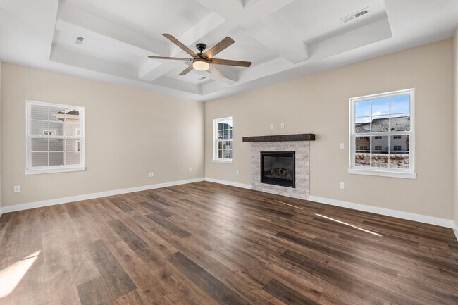 Building Photo - 1810 Horseshoe Ln