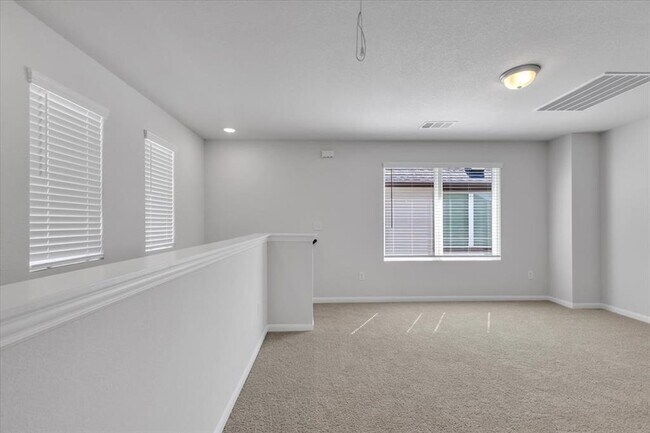 Building Photo - 116 Tokalaun Dr