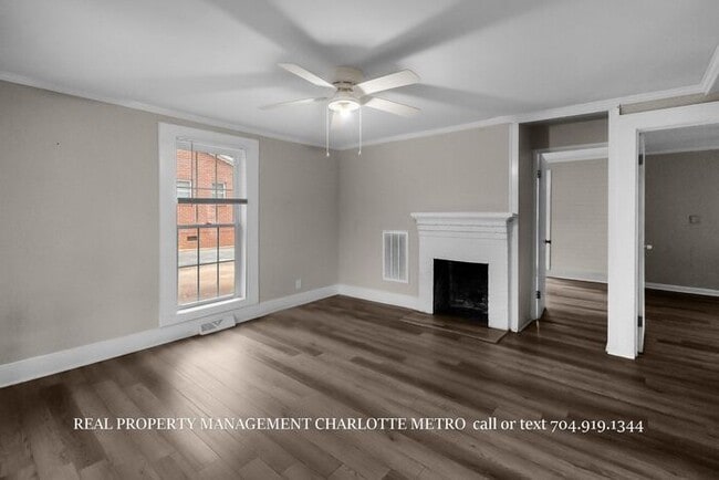 Building Photo - Charming Downtown Albemarle Cottage with Timeless Appeal