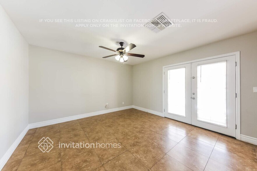Building Photo - 2408 W Seldon Ln