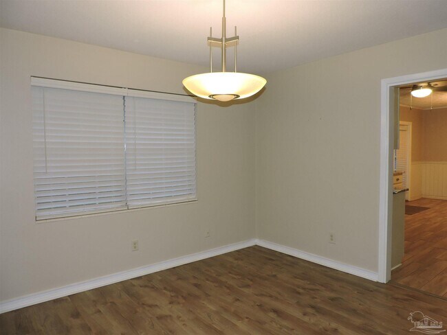 Building Photo - 5485 Willard Norris Rd