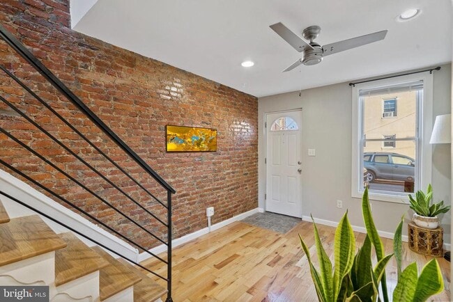 Building Photo - 1836 Memphis St