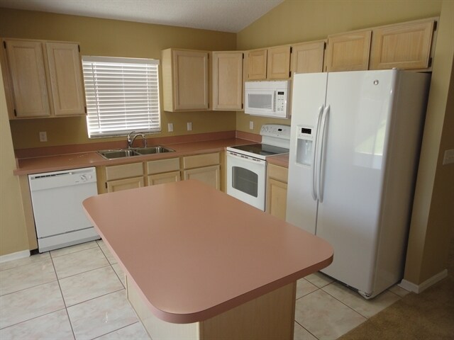 Building Photo - 1632 Sand Key Cir