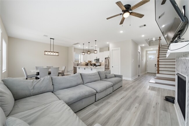 Building Photo - 4903 Curiosity Ct
