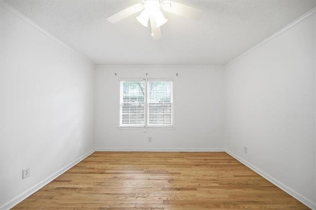 Building Photo - 26 Arpege Way NW