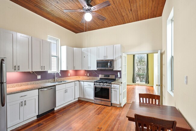 Building Photo - 131 Brooklyn Ave