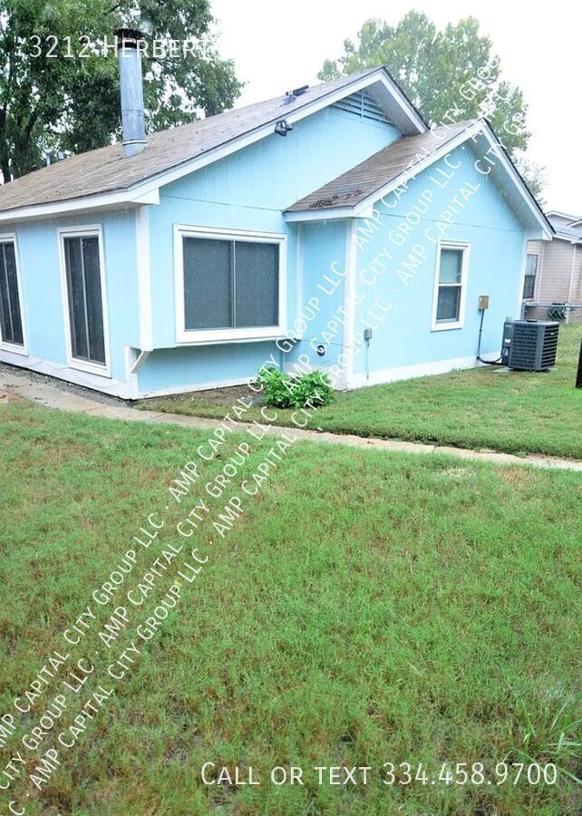 Building Photo - 3212 Herbert Dr