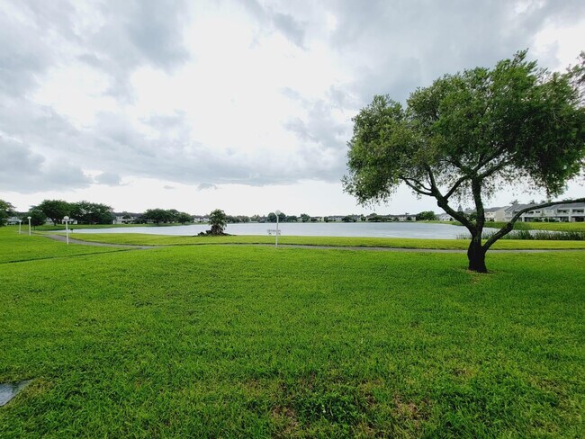 Building Photo - 3445 NW 44th St