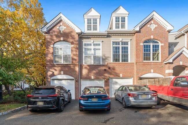 Primary Photo - 108 Riverwalk Way