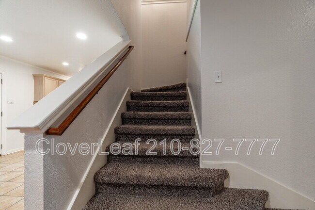 Building Photo - 108 Snowberry Dr