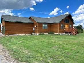 Building Photo - 211 Hoback Dr
