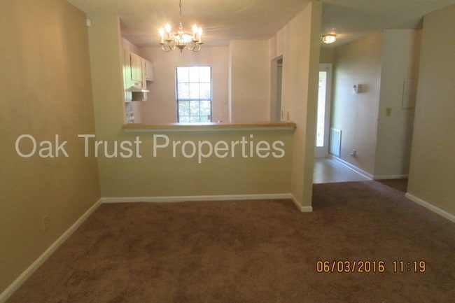 Building Photo - Crowfield Village