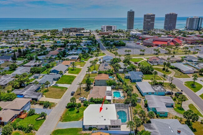 Building Photo - 94 Ivanhoe Dr