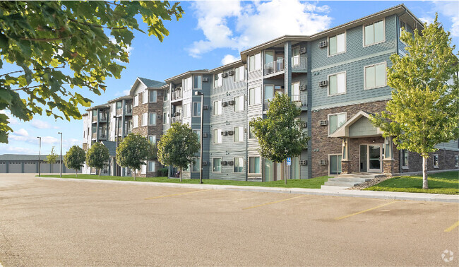 Building Photo - Eagle Crest Apartments